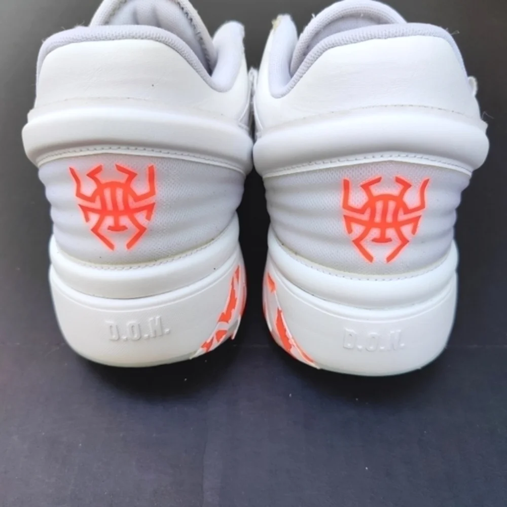 Adidas DON Issue 2 GCA White Sneakers Men's Shoes Size 10